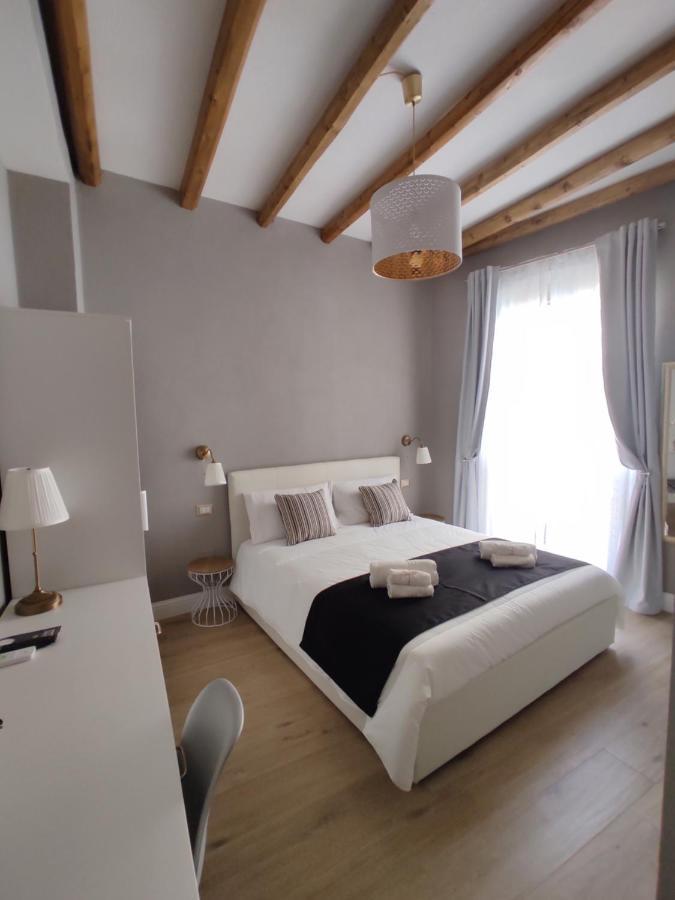 קליארי Manno Rooms Affittacamere מראה חיצוני תמונה