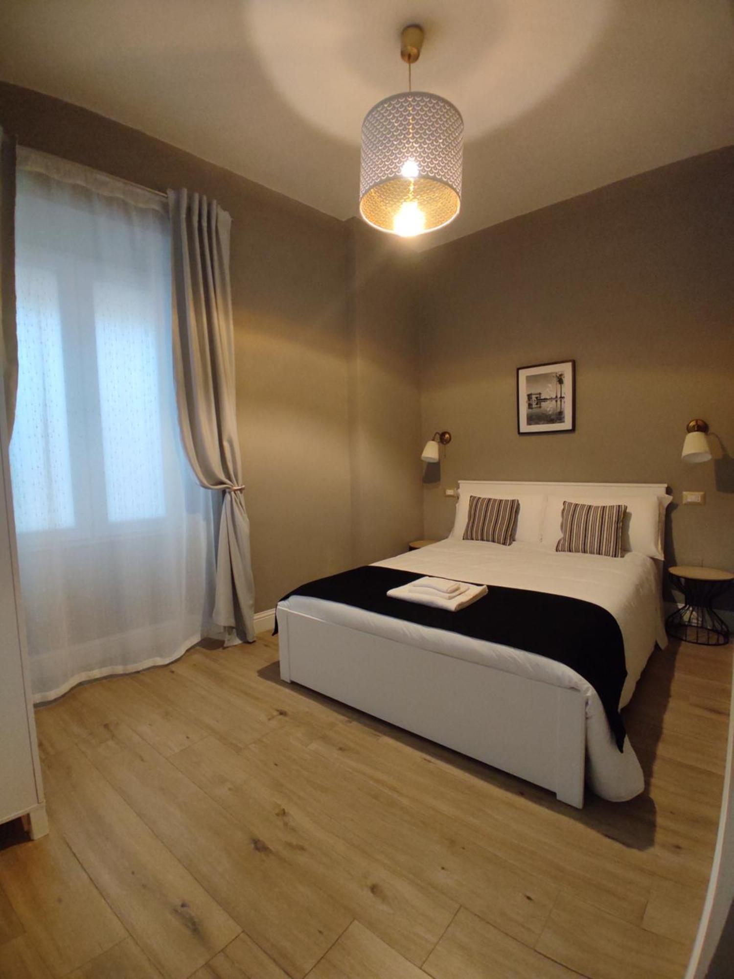 קליארי Manno Rooms Affittacamere מראה חיצוני תמונה